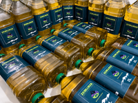 Stock réel de bidons Zemoria huile d’olive 2 L